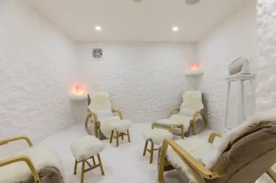 New Body and Mind - Float Tanks & Halo Therapy